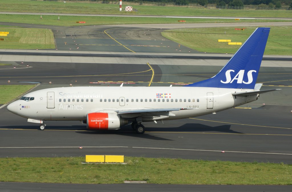 SAS Boeing 737-500