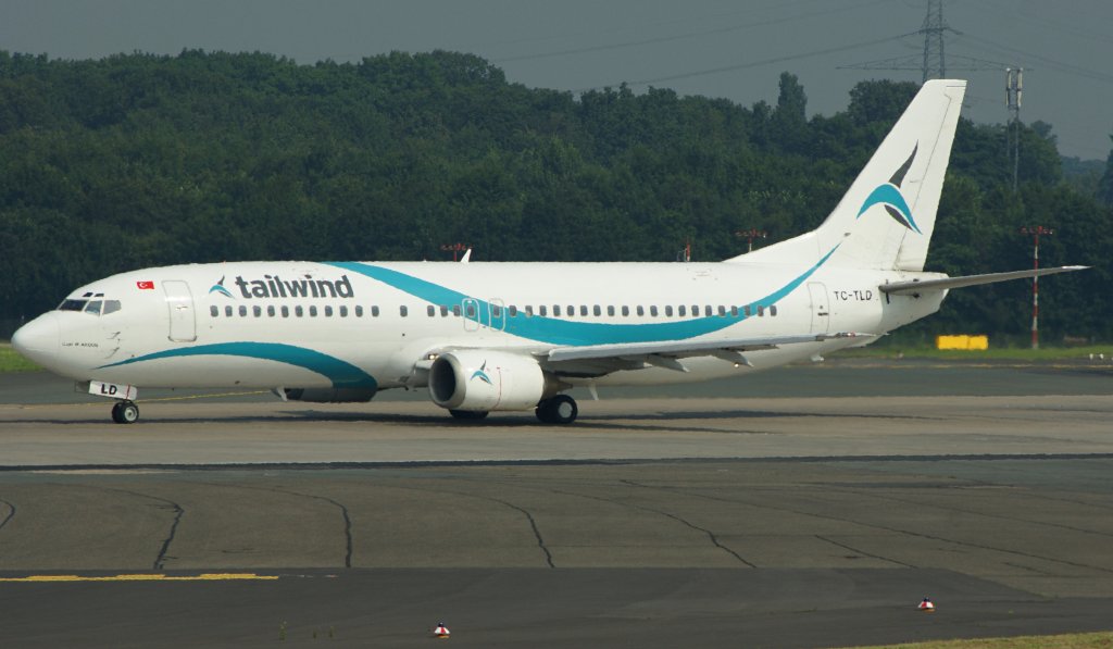 Tailwind Boeing 737-500