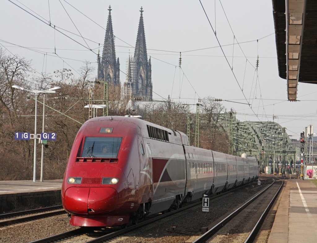 Thalys 4345 am 12.3.11 in K�ln Messe/Deutz.