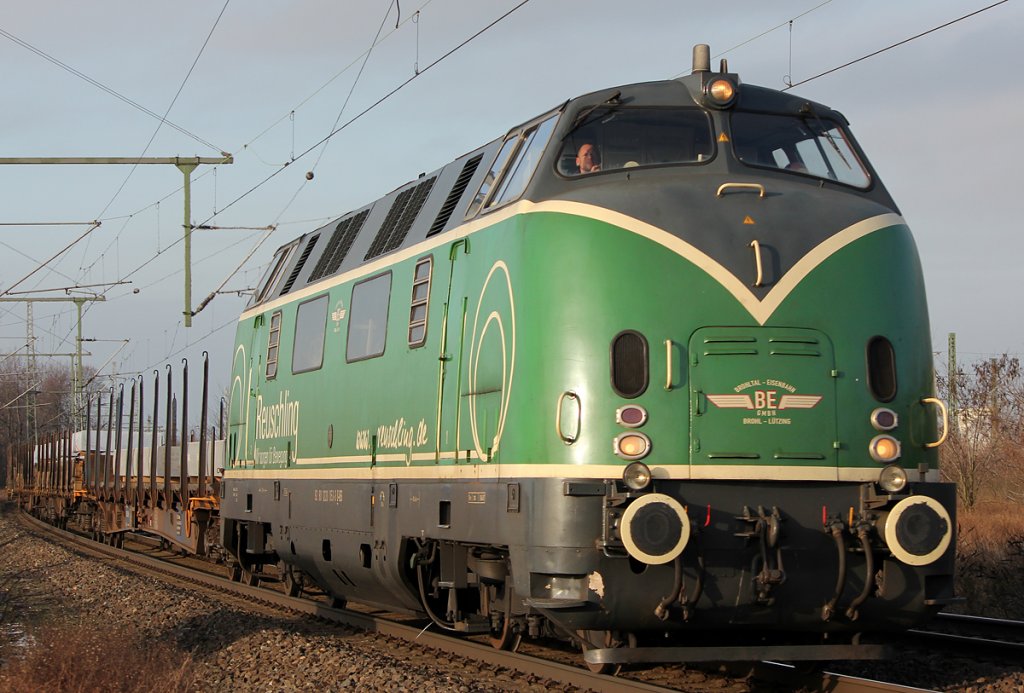 V200 053 mit Aluzug in Porz Wahn am 02.02.2011