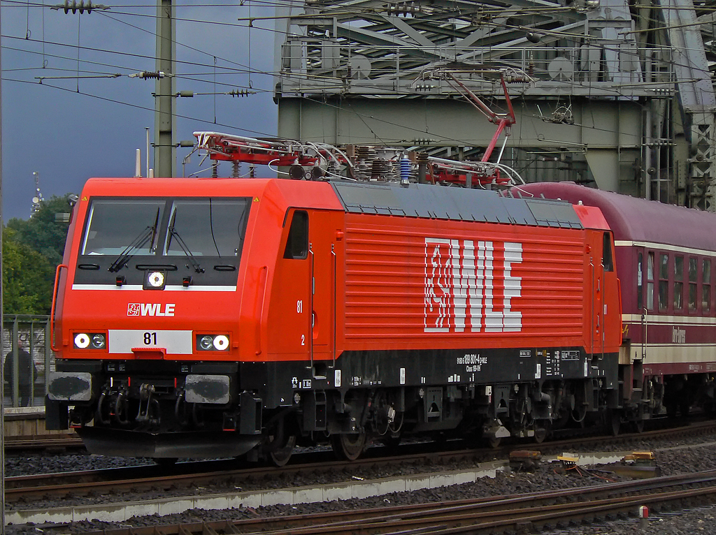 WLE 81 / 189 801 an einem M�ller Touristik Sonderzug aus Wismar kommend in K�ln Hbf. am 12.09.2010 
