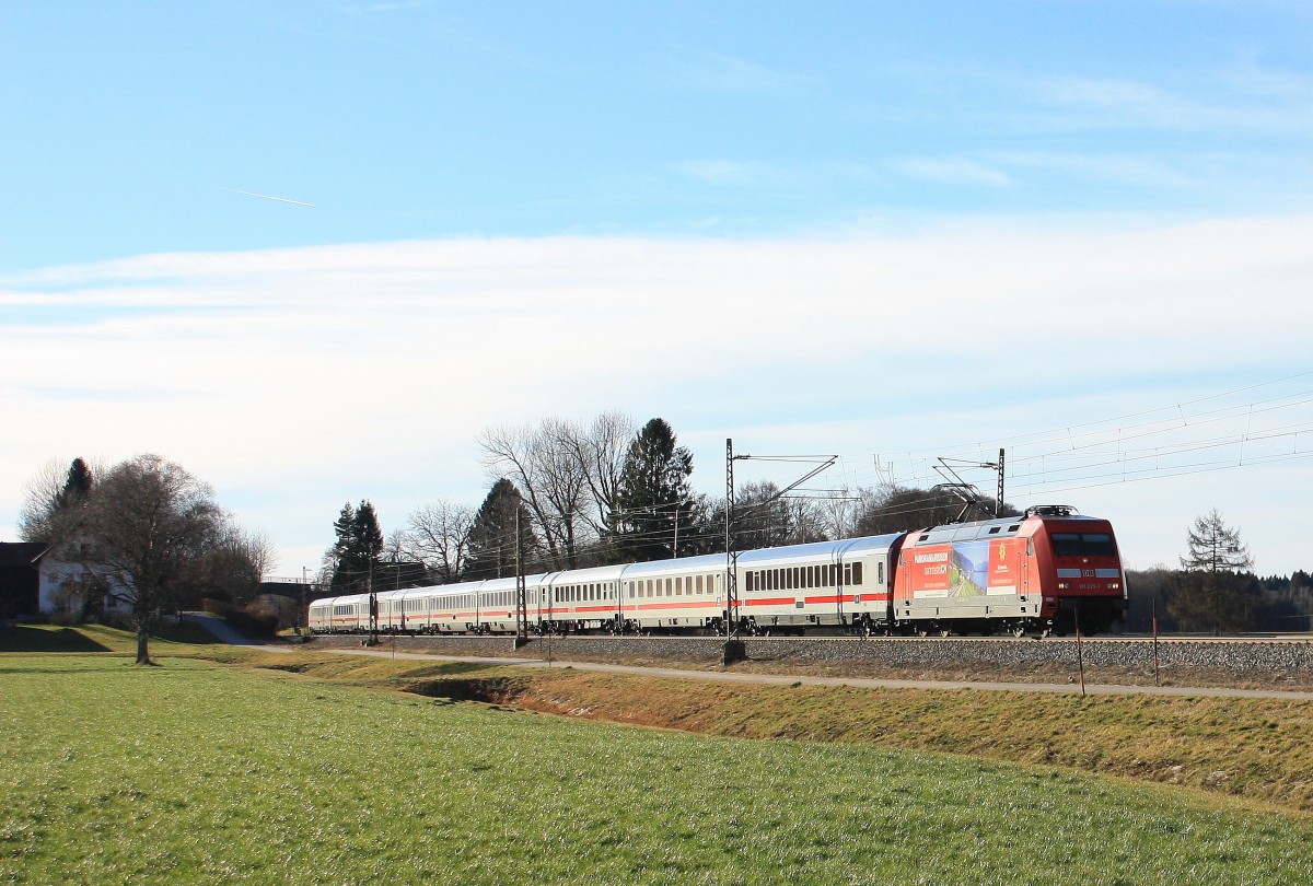 101 029-7 war am 15. Februar 2014 bei �bersee in Richtung Salzburg unterwegs.