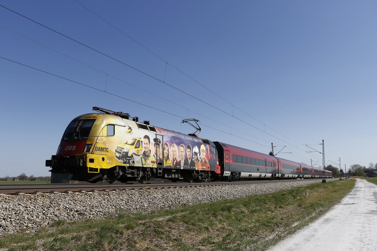1116 153  �AMTC  am 1. April 2017 mit einem Railjet von Salzburg kommend. Aufgenommen bei �bersee am Chiemsee.