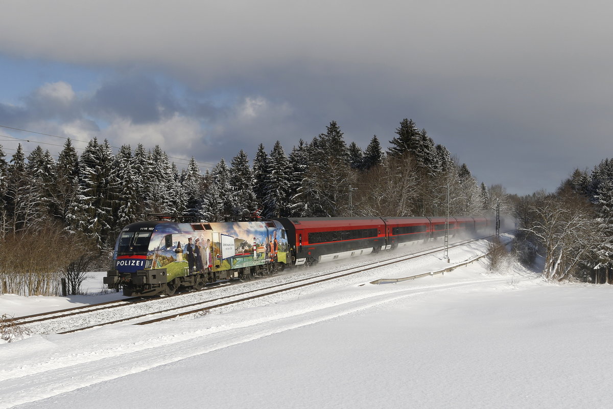 1116 157  Gemeinsam sicher  aus Salzburg kommend am 6. Januar 2017 bei Grabenst�tt.