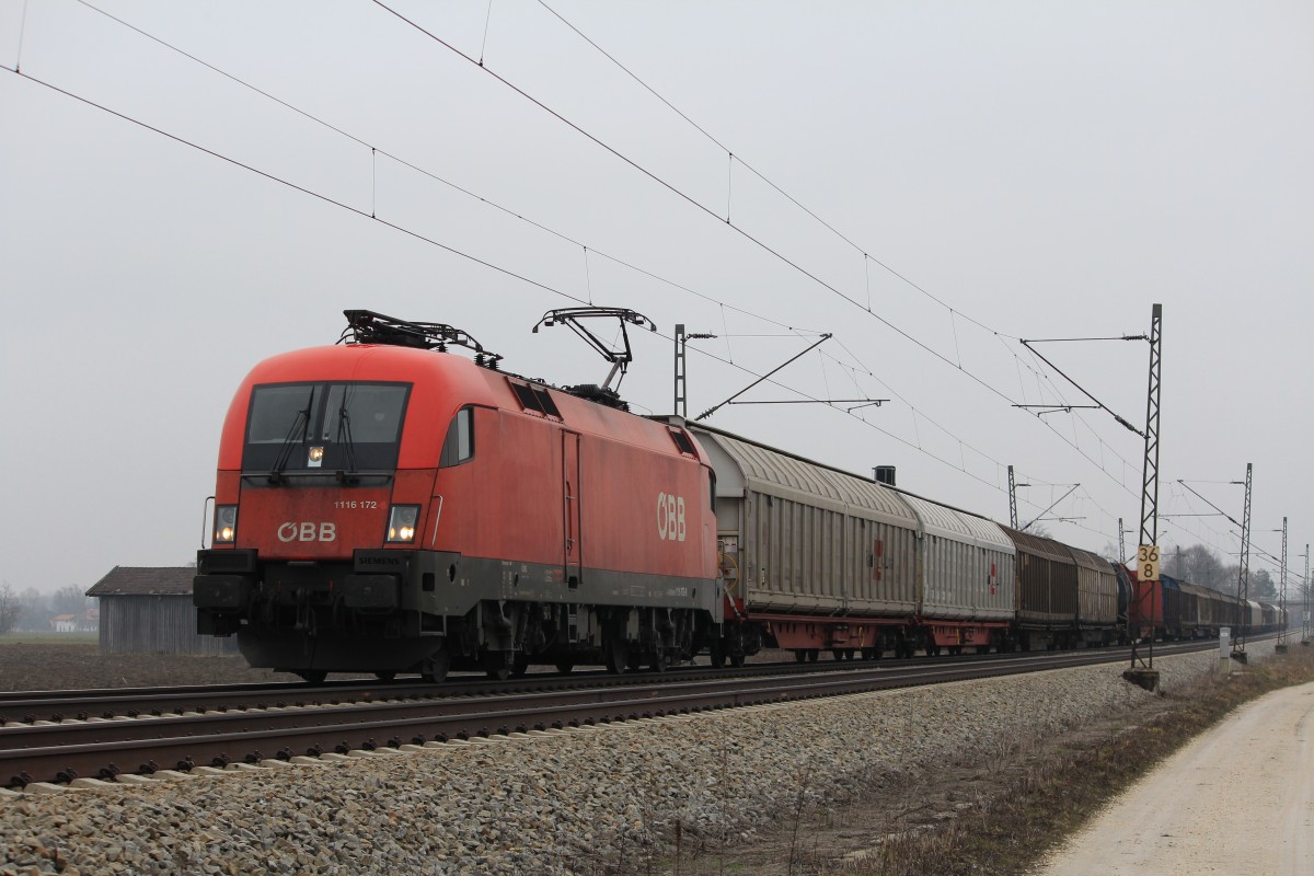 1116 172-8 aus Salzburg kommend am 30. M�rz 2013 bei �bersee am Chiemsee.