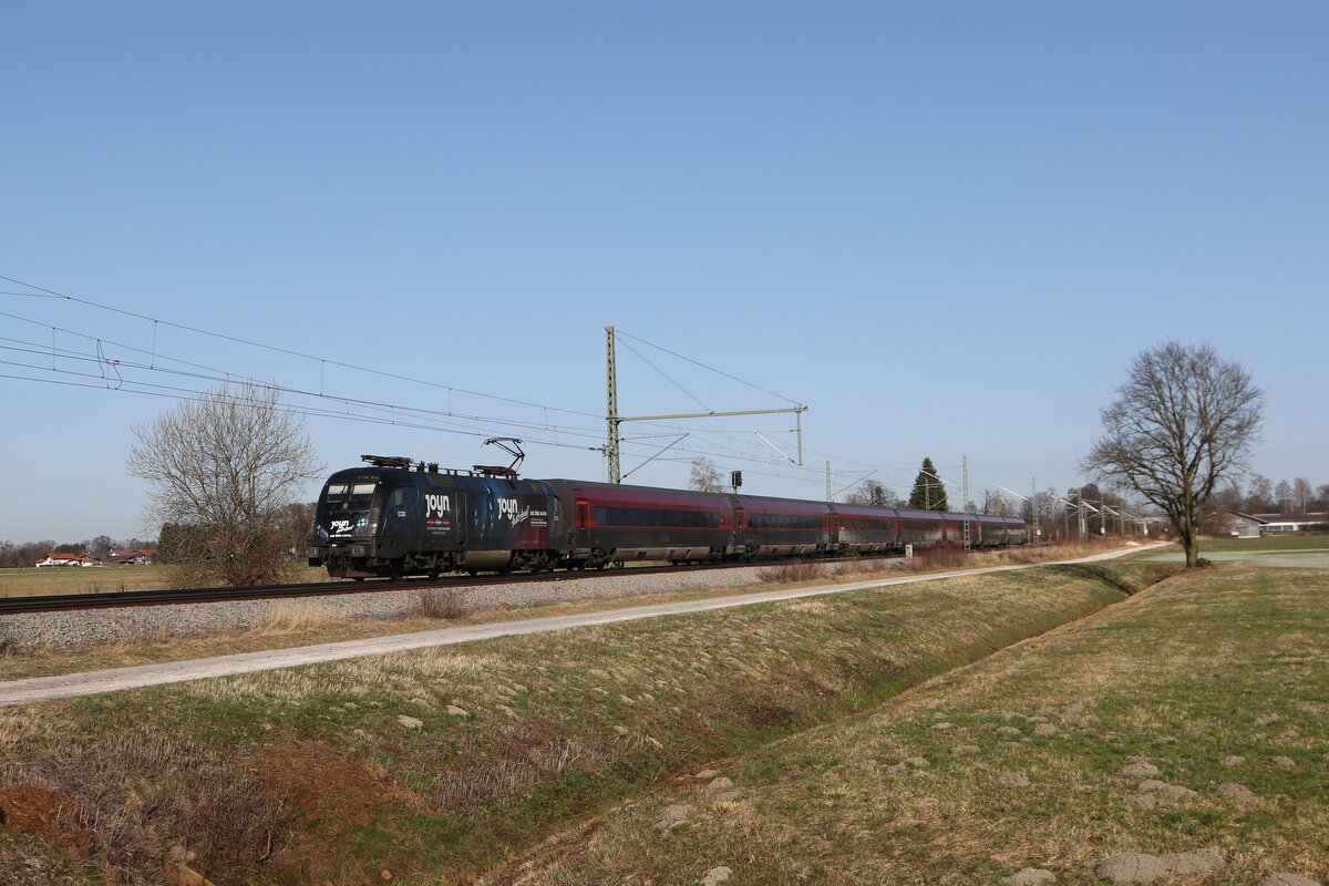 1116 208  Joyn  aus Salzburg kommend am 6. M�rz 2026 bei �bersee am Chiemsee.