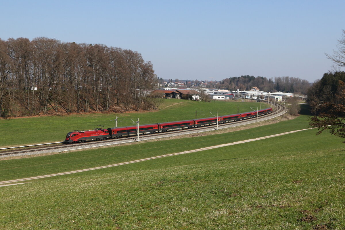 1116 220 aus Salzburg kommend am 19. M�rz 2026 bei Axdorf im Chiemgau.