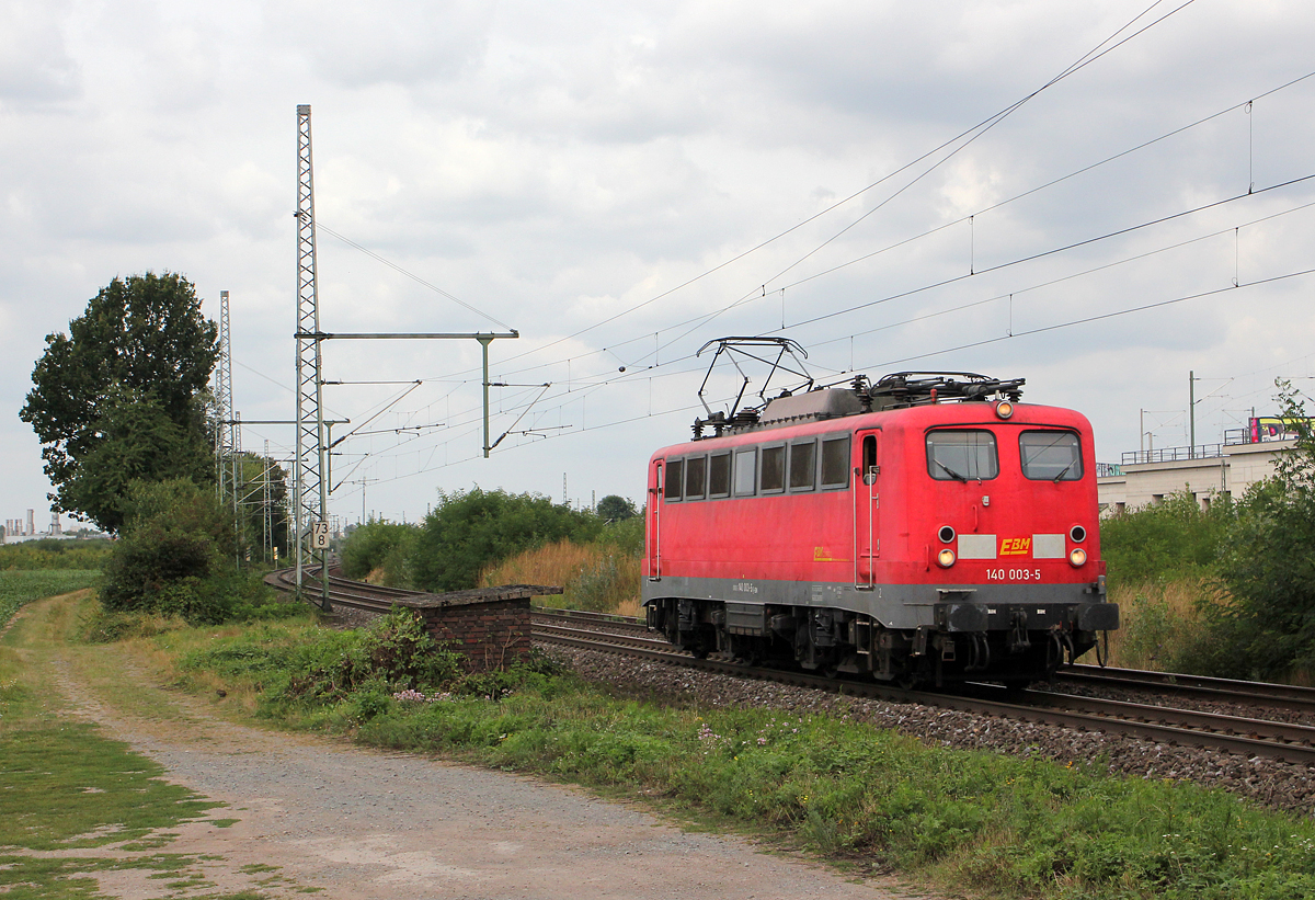 140 003-5 der EBM Cargo Lz in Porz Wahn am 01.09.2013