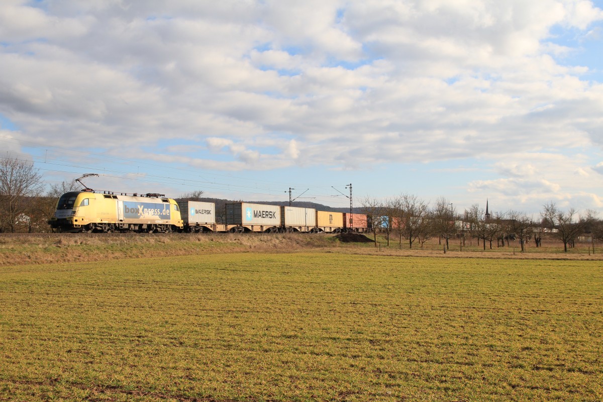 182 507-4 ist am 20. Februar 2014 bei Th�ngersheim unterwegs.