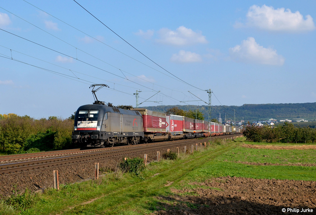 182 529-8 mit dem DGS 43154 (Verona Q.E. - K-Eifeltor) am 03.10.2014 bei Gau-Algesheim.
