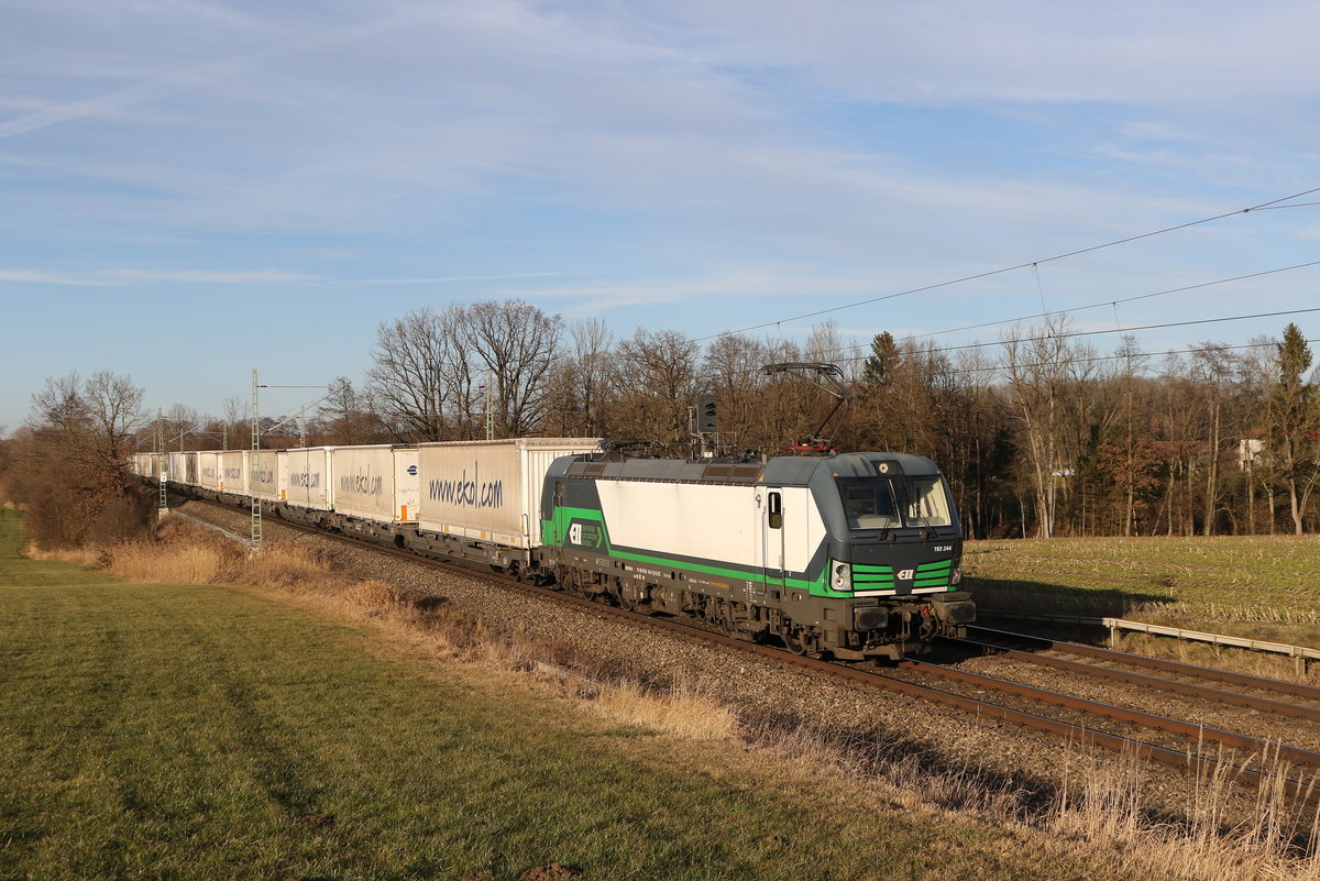 193 244 mit dem  Ekol  aus M�nchen kommend am 16. Januar 2020 bei Hilperting.