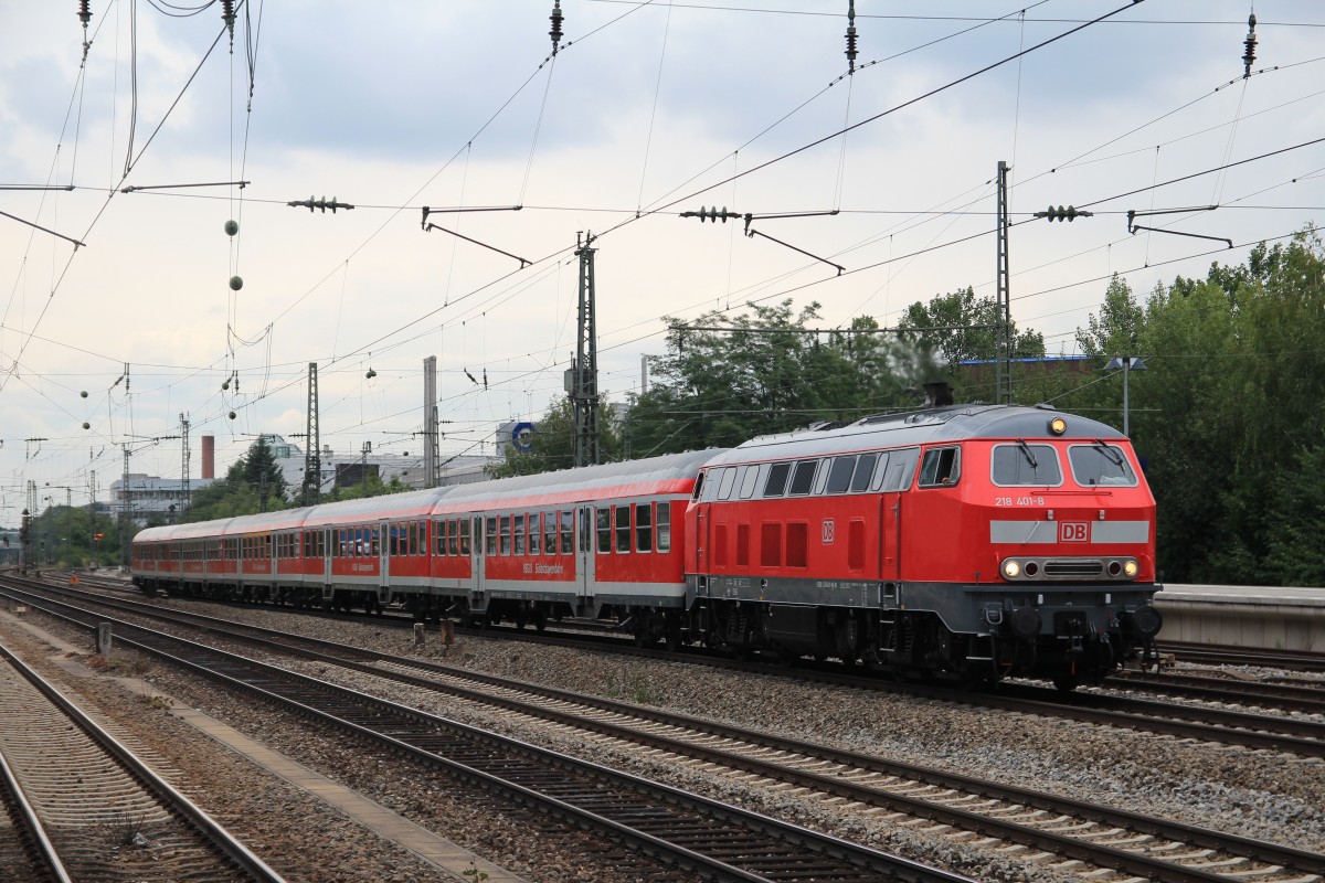 218 401-8 am 26. August 2013 in M�nchen-Heimeranplatz.