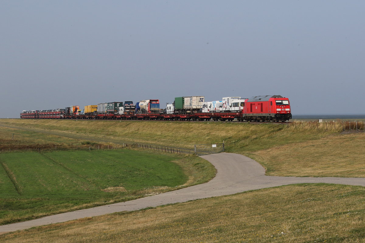 245 027 mit einem  Sylt-Shuttle  am 28. August 2019 bei Klanxb�ll.