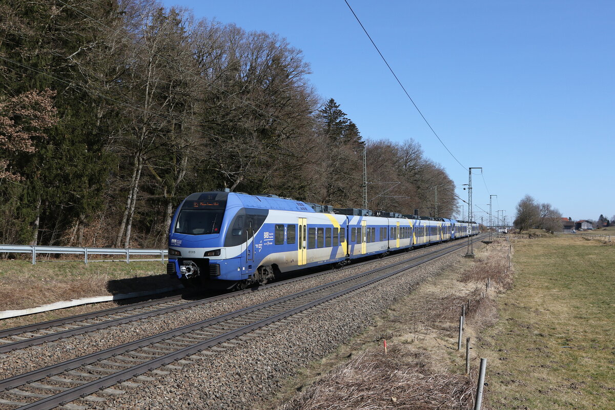430 015 und 430 011 waren am 6. M�rz 2025 bei Hufschlag auf dem Weg nach M�nchen.