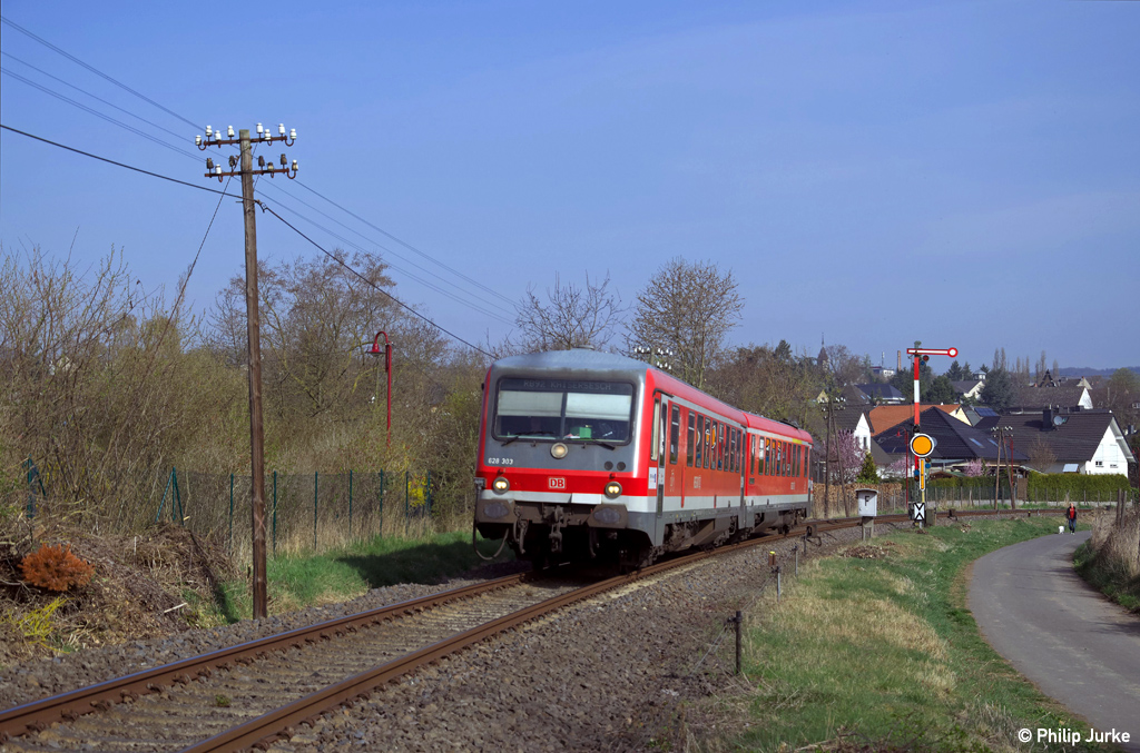 628 303-0 als RB 12424 (Andernach - Kaisersesch) am 30.03.2014 bei Mendig.
