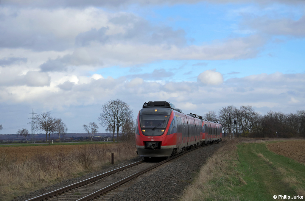644 056-8 + 644 034-1 als RB 11782 (Bonn Hbf - Euskirchen) am 03.03.2014 bei Odendorf.
