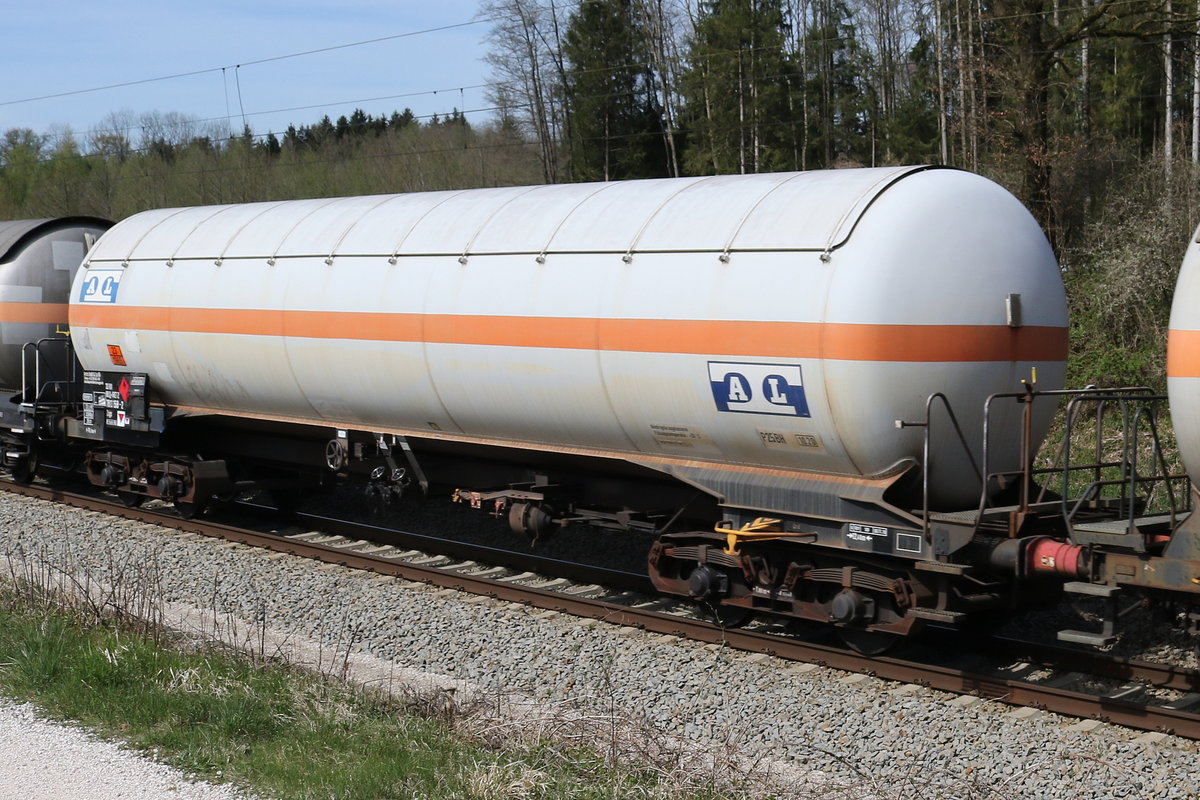 7813 158 (Zags) von  ARETZ  am 15. April 2020 bei Grabenst�tt.