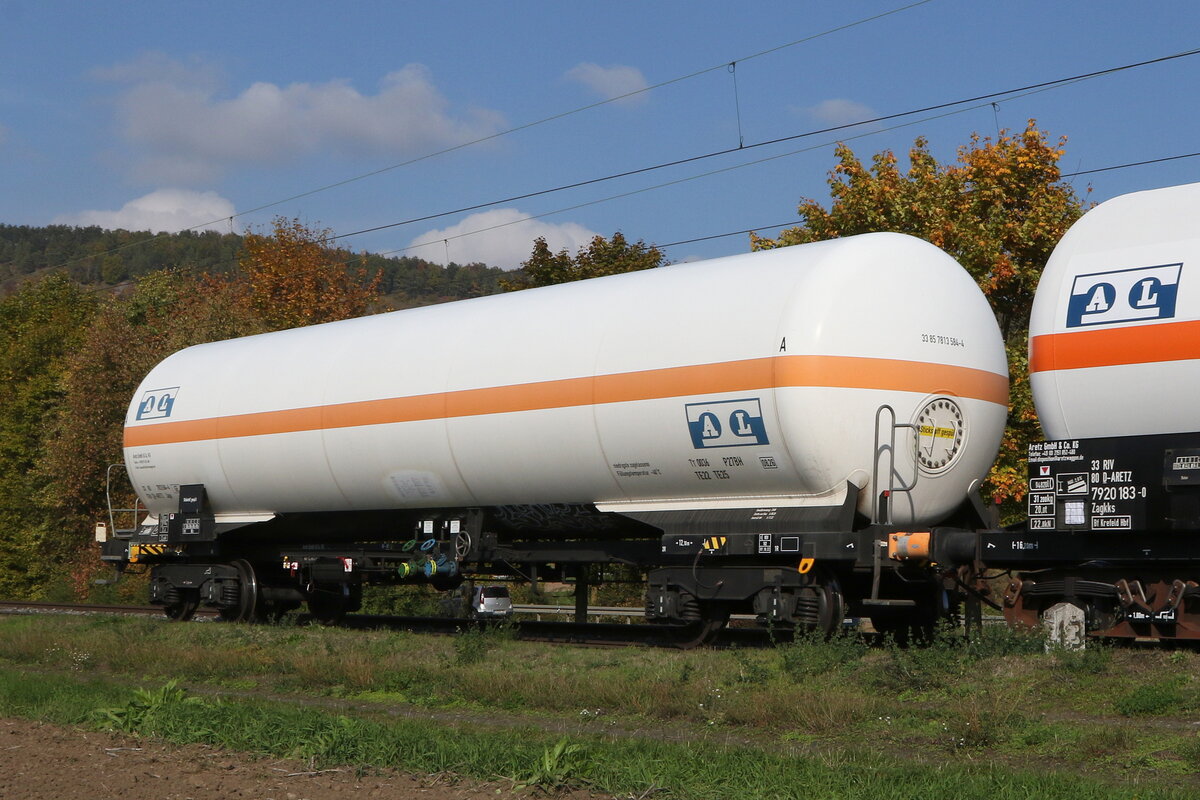7813 584 (Zags) der  Aretz-GmbH  am 12. Oktober 2022 bei Th�ngersheim im Maintal.
