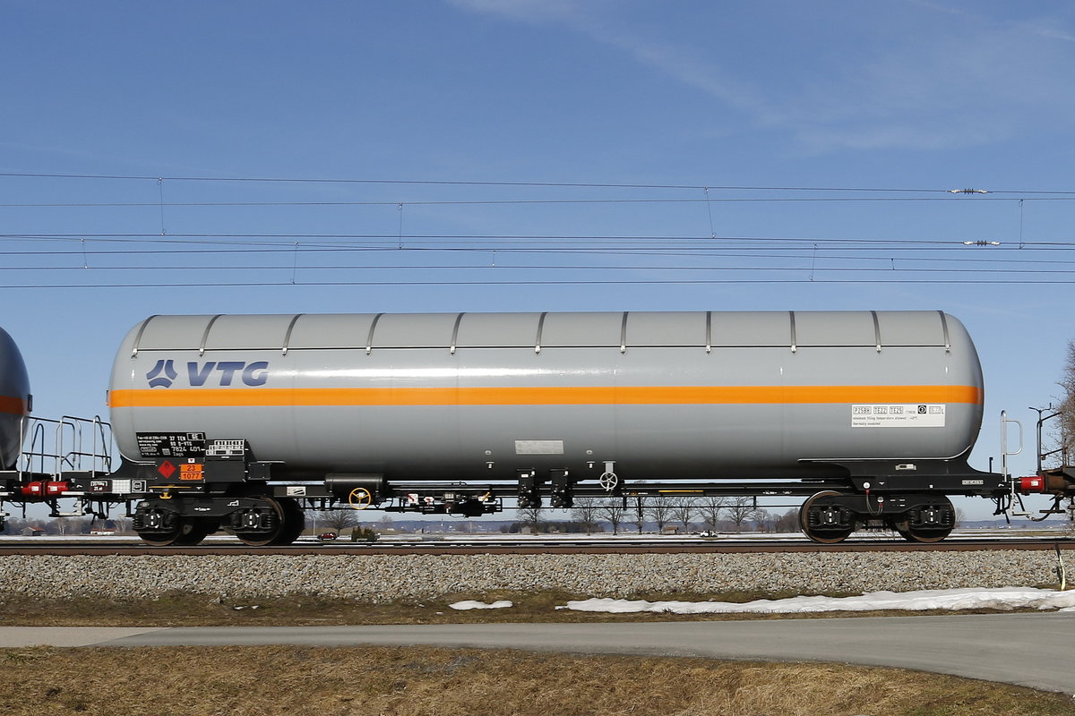 7824 401 (Zags) von  VTG  am 16. Februar 2019 bei �bersee.