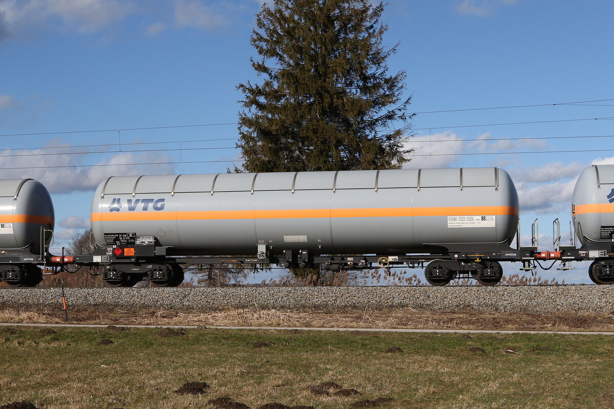 7824 415 (Zags) von  VTG  am 5. Februar 2022 bei �bersee.