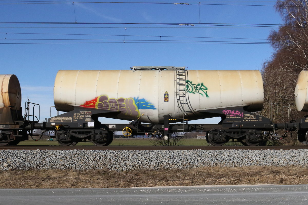 7829 729 (Zacns) von  ATIR-RAIL  am 12. Januar 2020 bei �bersee am Chiemsee.