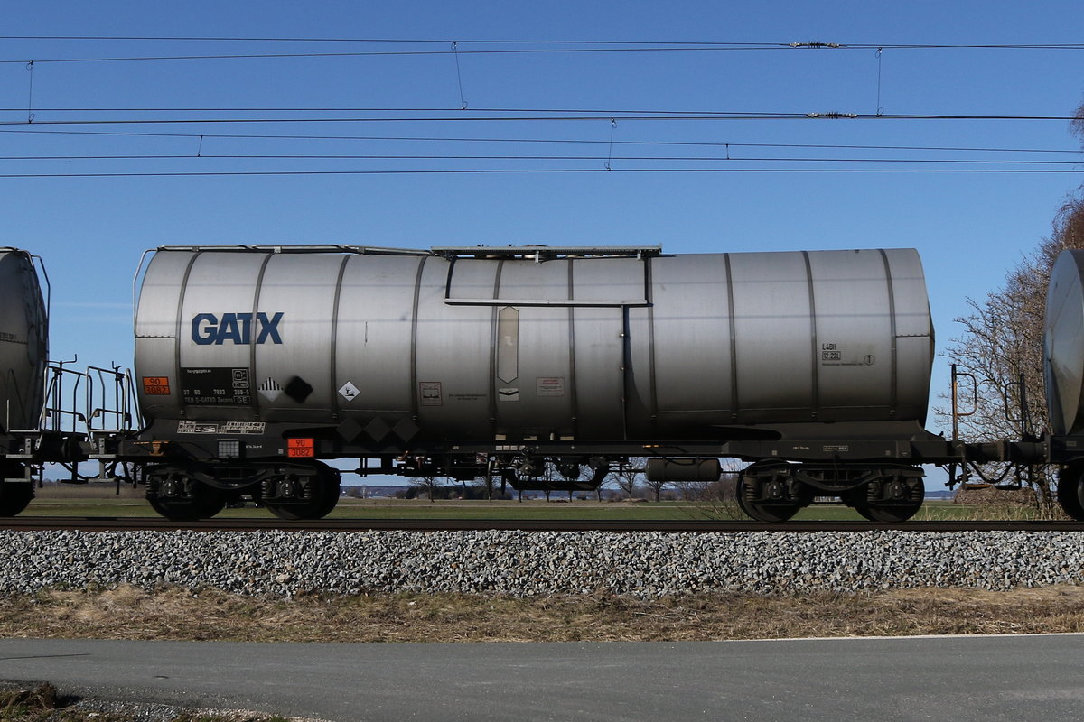 7833 209 (Zacens) von  GATX  am 1. M�rz 2020 bei �bersee.