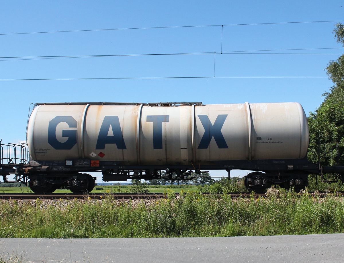 7836 306-2 (Zans) von  GATX  am 7. August 2016 bei �bersee am Chiemsee.