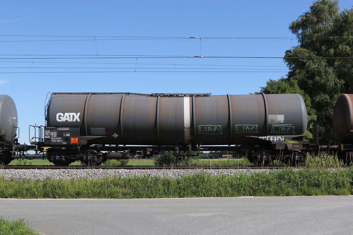 7837 387 (Zans) von  GATX  am 12. Juli 2021 bei �bersee.