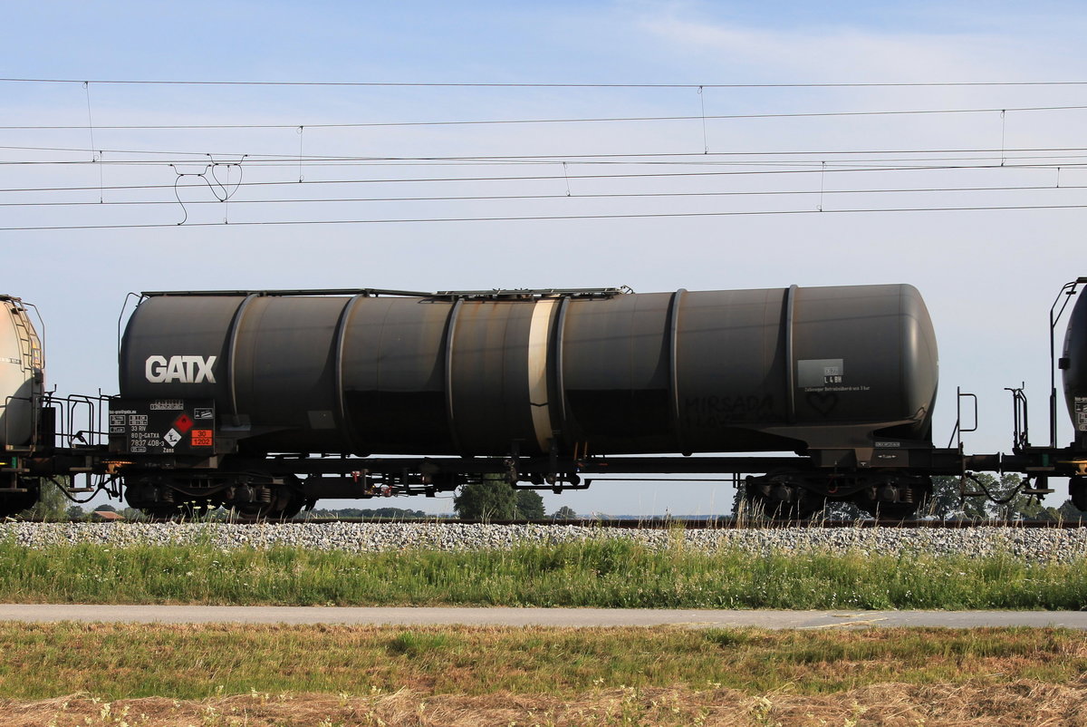 7837 408 (Zans) von  GATX  am 1. Juli 2019 bei �bersee.