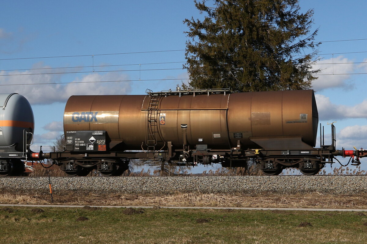 7838 648 (Zaces) von  GATX  an 5. Februar 2022 bei �bersee.