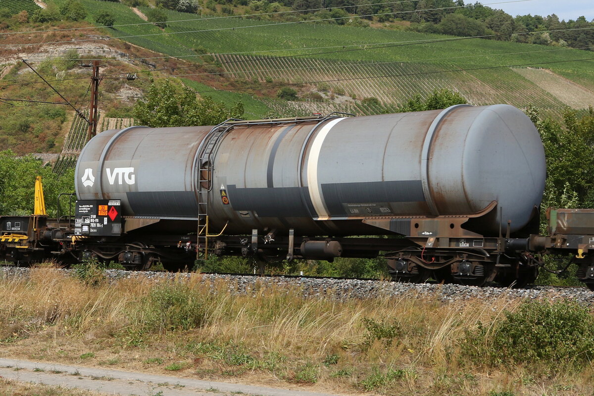 7839 104 (Zacens) von  VTG  am 5. August 2022 bei Th�ngersheim.