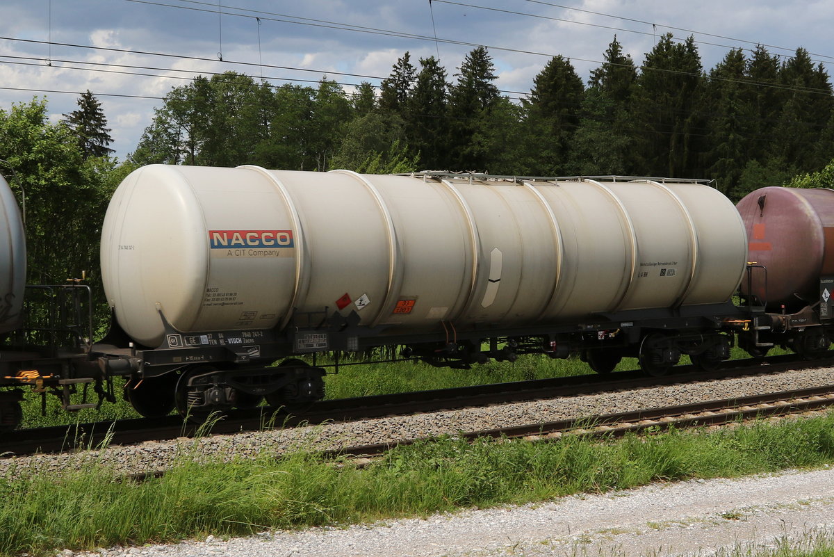 7840 247 (Zacns) von  NACCO  am 24. Mai 2020 bei Grabenst�tt.