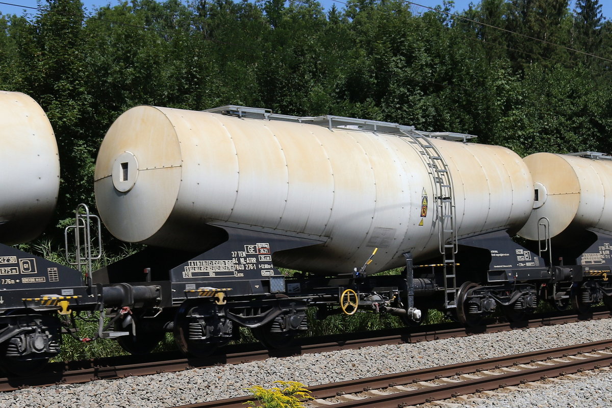 7840 276 (Zacns) von  Atir-Rail  am 18. August 2019 bei Grabenst�tt.