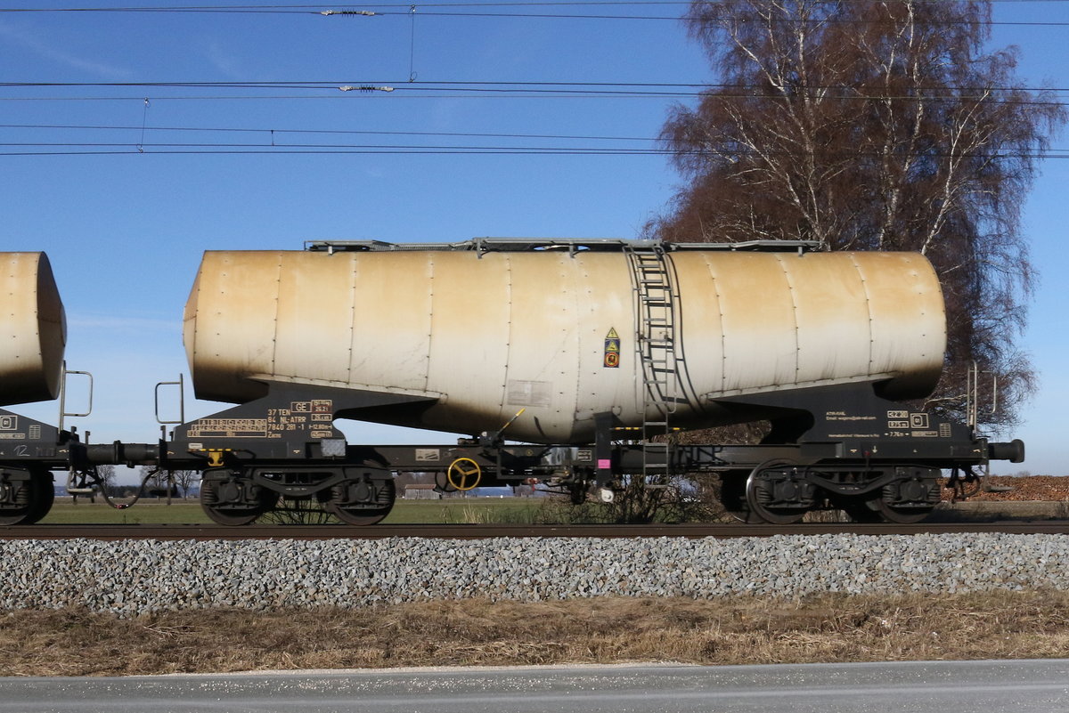 7840 281 (Zacns) von  ATIR-RAIL  am 12. Januar 2020. bei �bersee.
