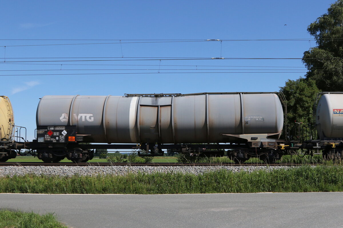 7840 555 (Zacns) von  VTG  am 12. Juli 2021 bei �bersee.
