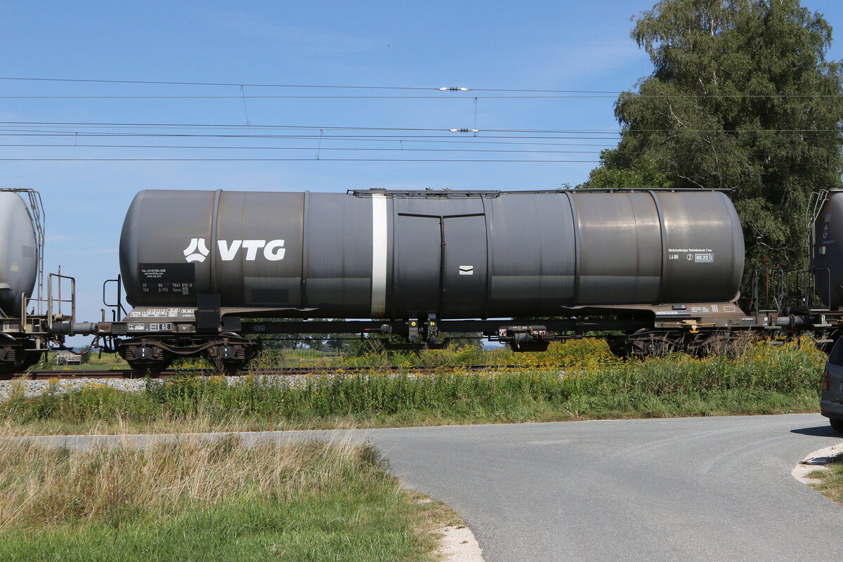 7841 019 (Zans) von  VTG  am 17. August 2022 bei �bersee.