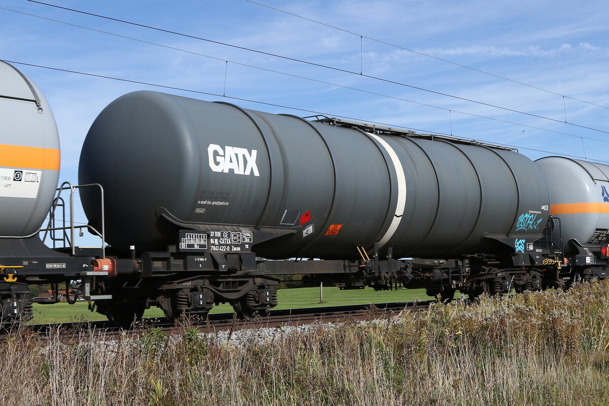 7841 422 (Zacns) von  GATX  am 20. Oktober 2021 bei �bersee.