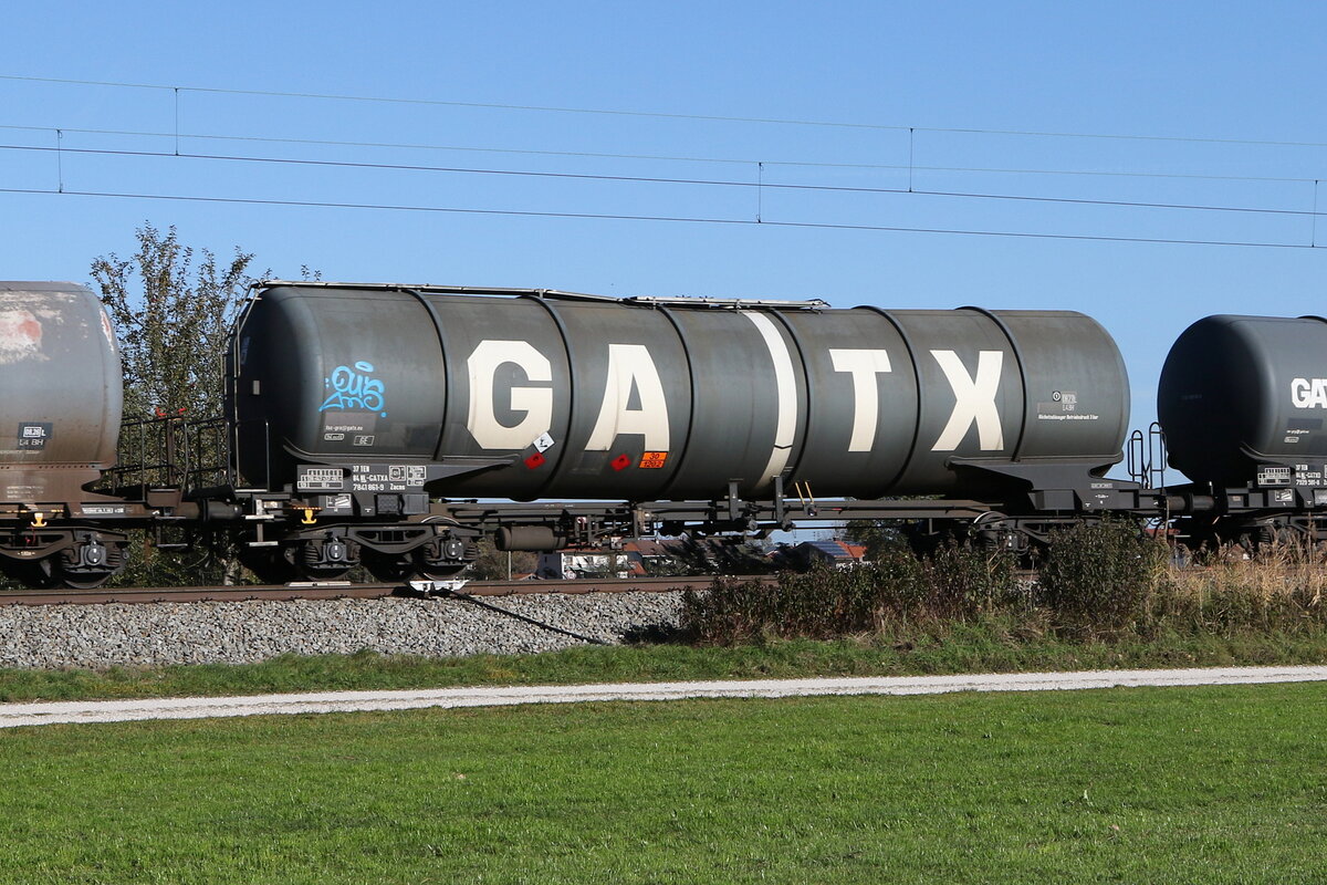 7841 861  (Zacns) von  GATX  am 31. Oktober 2022 bei �bersee. 