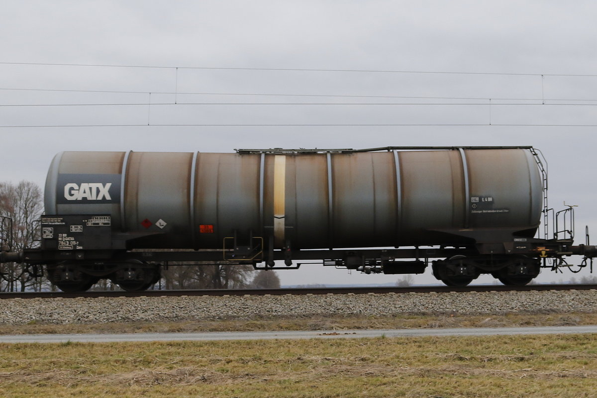 7843 011 (Zans) von  GATX  am 28. Dezember 2016 bei �bersee.