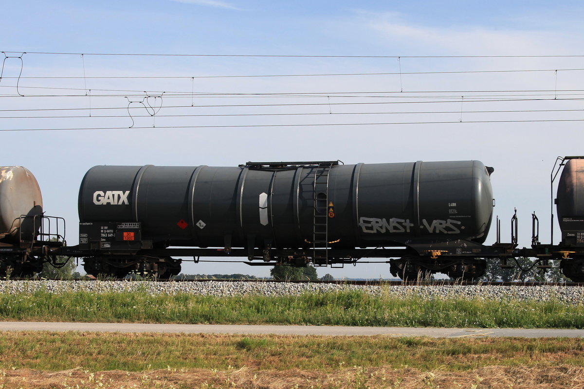 7843 669 (Zans) von  GATX  am 1. Juli 2019 bei �bersee.