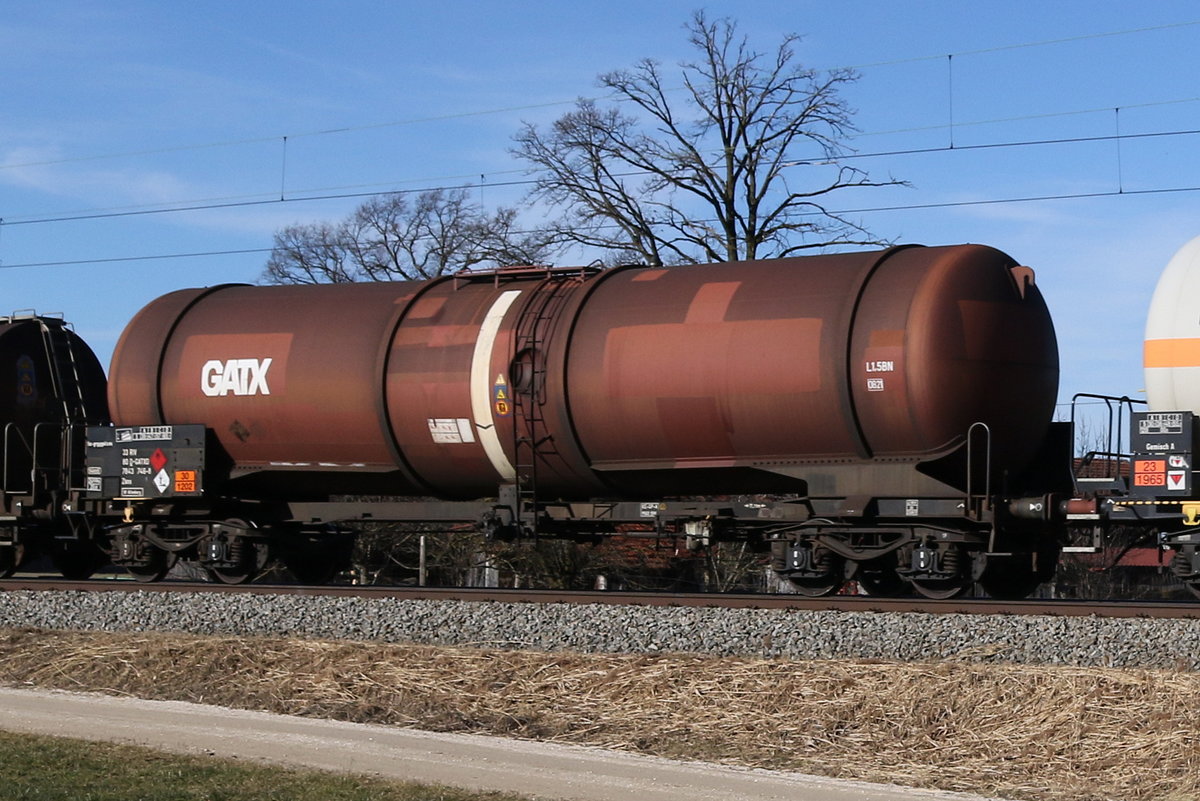 7843 746 (Zans) von  GATX  am 17. Januar 2020 bei �bersee.