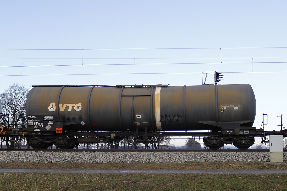 7844 718 (Zans) von  VTG  am 28. Dezember 2018 bei �bersee.