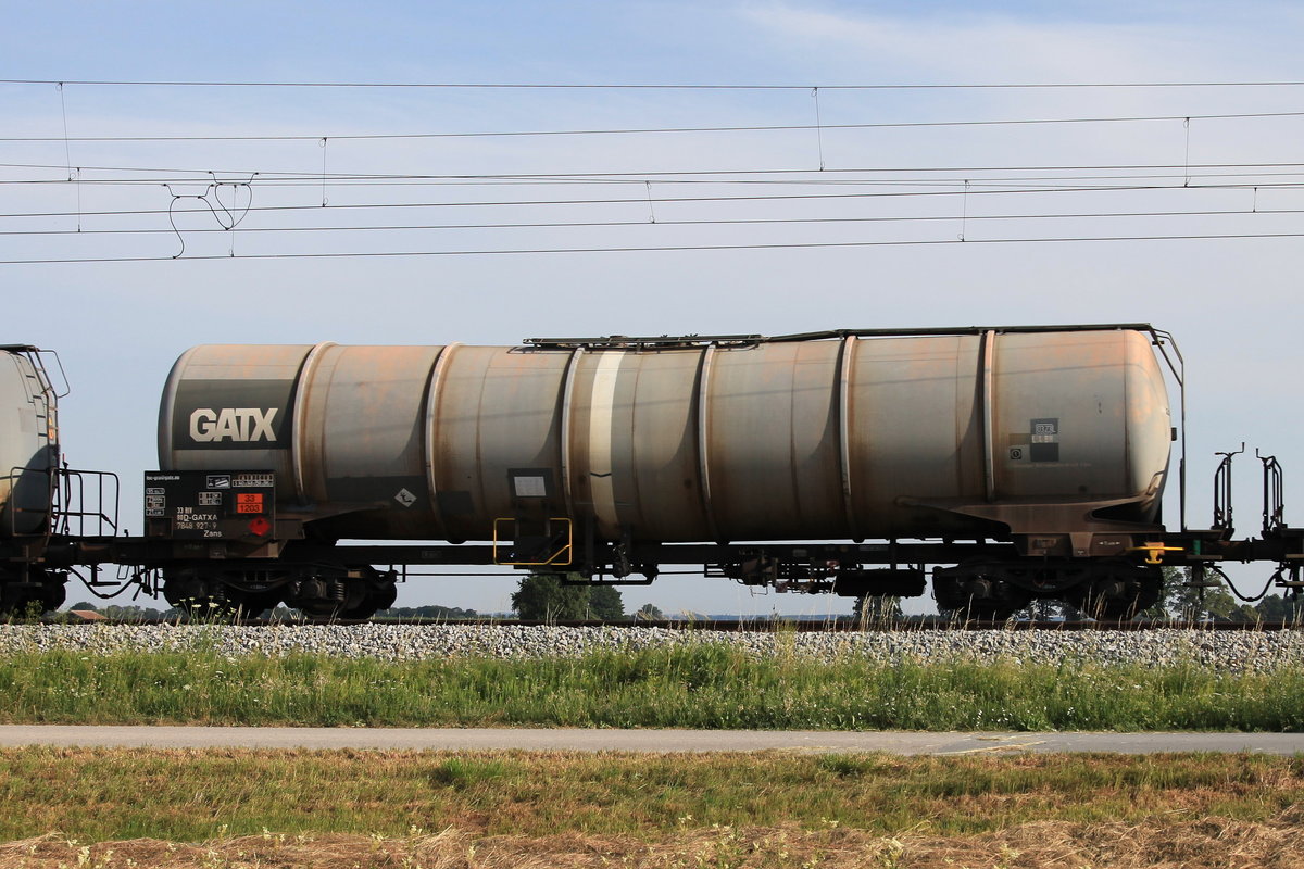 7848 927 (Zans) von  GATX  am 1. Juli 2019 bei �bersee.
