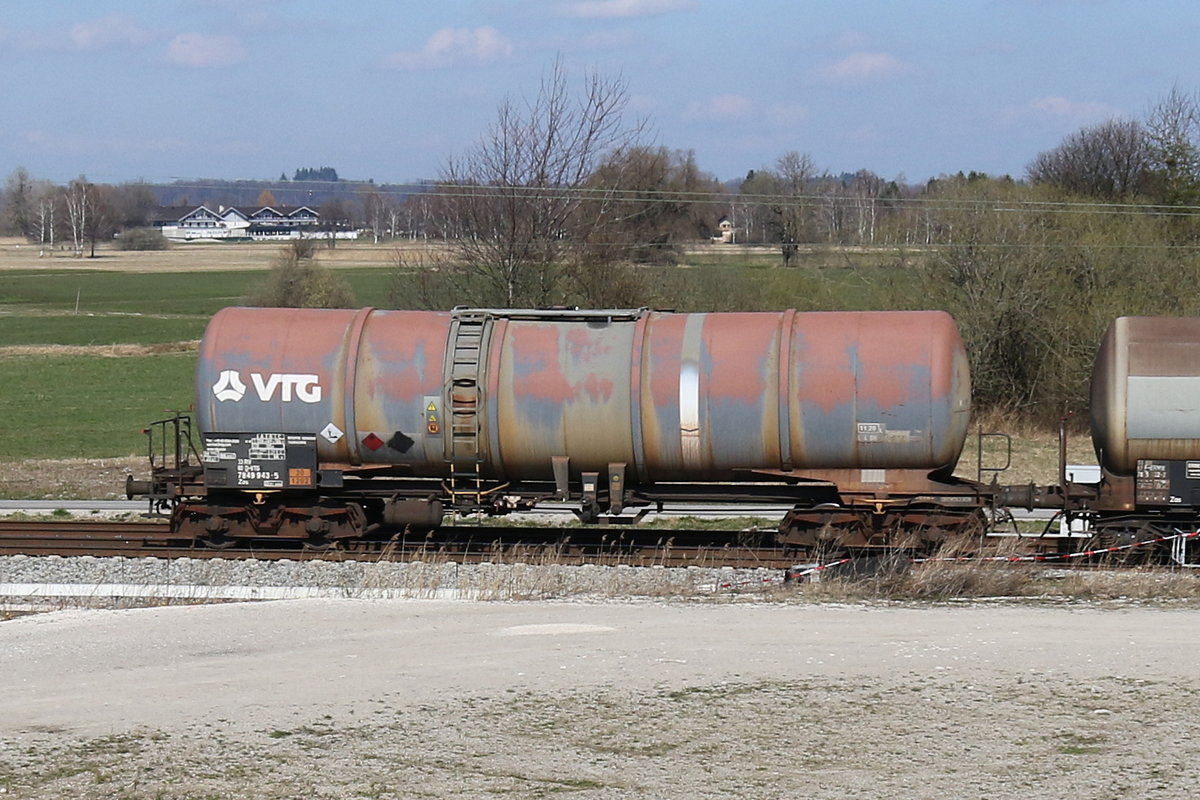 7849 943 (Zas) von  VTG  am 18. M�rz 2020 bei Bernau.