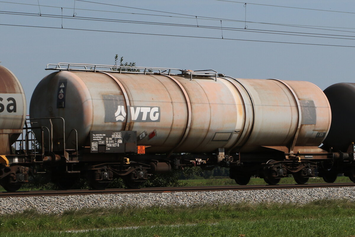 7856 927 (Zas) von  VTG  am 21. August 2021 bei �bersee am Chiemsee.