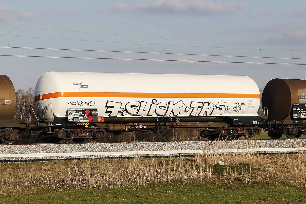 7920 882 (Zagkks) von  Petro Chem  am 20. M�rz 2019 bei Bernau.