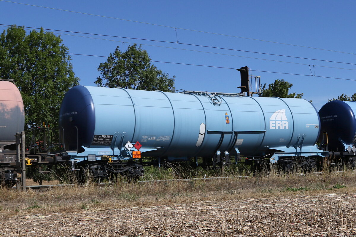 7929 733 (Zacns) von  ERR  am 6. August 2022 bei Th�ngersheim.