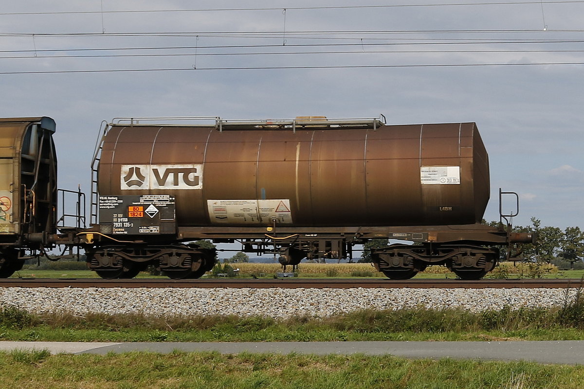 7931 135 (Zacens) von  VTG  am 19. September 2018 bei �bersee.