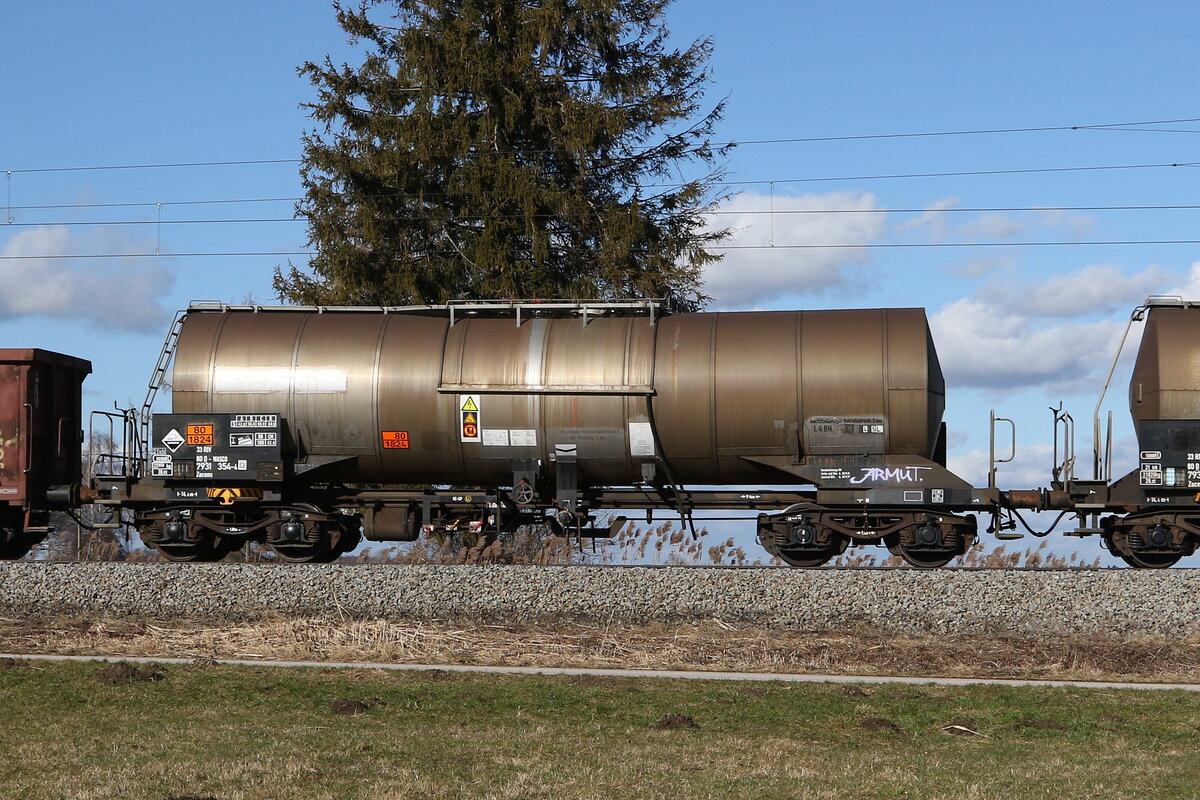 7931 354 (Zacens) von  WASCOSA  am 5. Februar 2022 bei �bersee.
