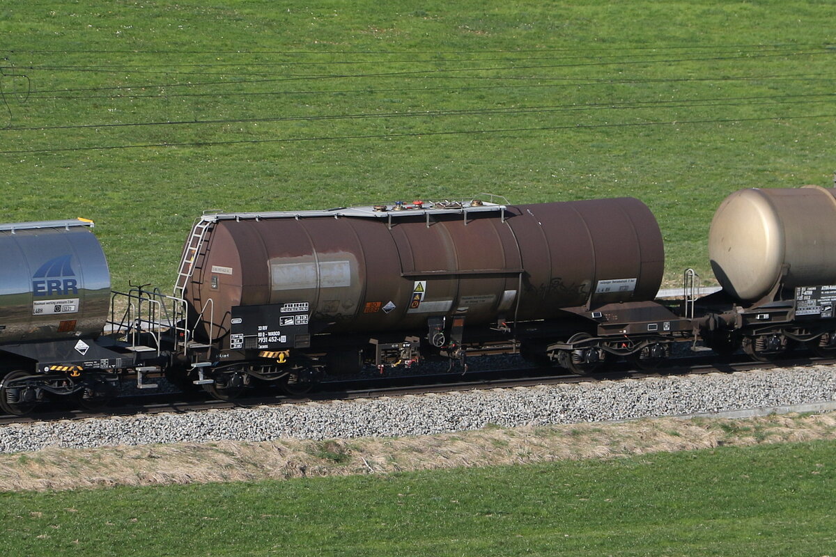7931 452 (Zacens) von  WASCOSA  am 19. M�rz 2026 bei Axdorf.